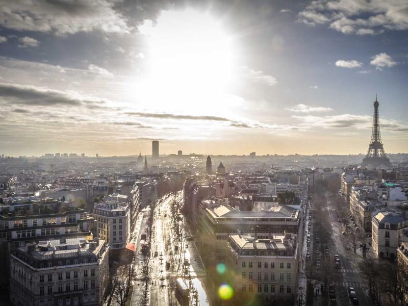 Cuisine ouverte rénovée dans un appartement de la Croix-Rousse